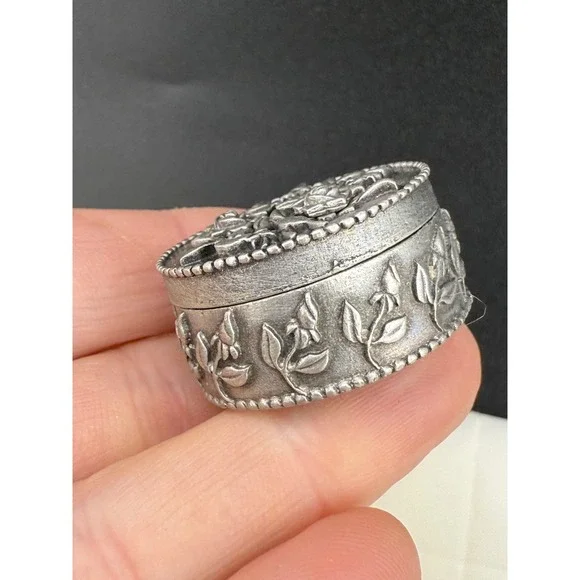 Vintage Pewter Brooch With Matching Pierced‎ Earrings Lot One Trinket Box Mouse - Picture 15 of 16